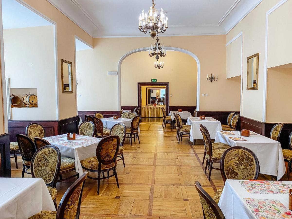 Hotel Zamek Krolewski W Rydzynie Rydzyna Ngoại thất bức ảnh