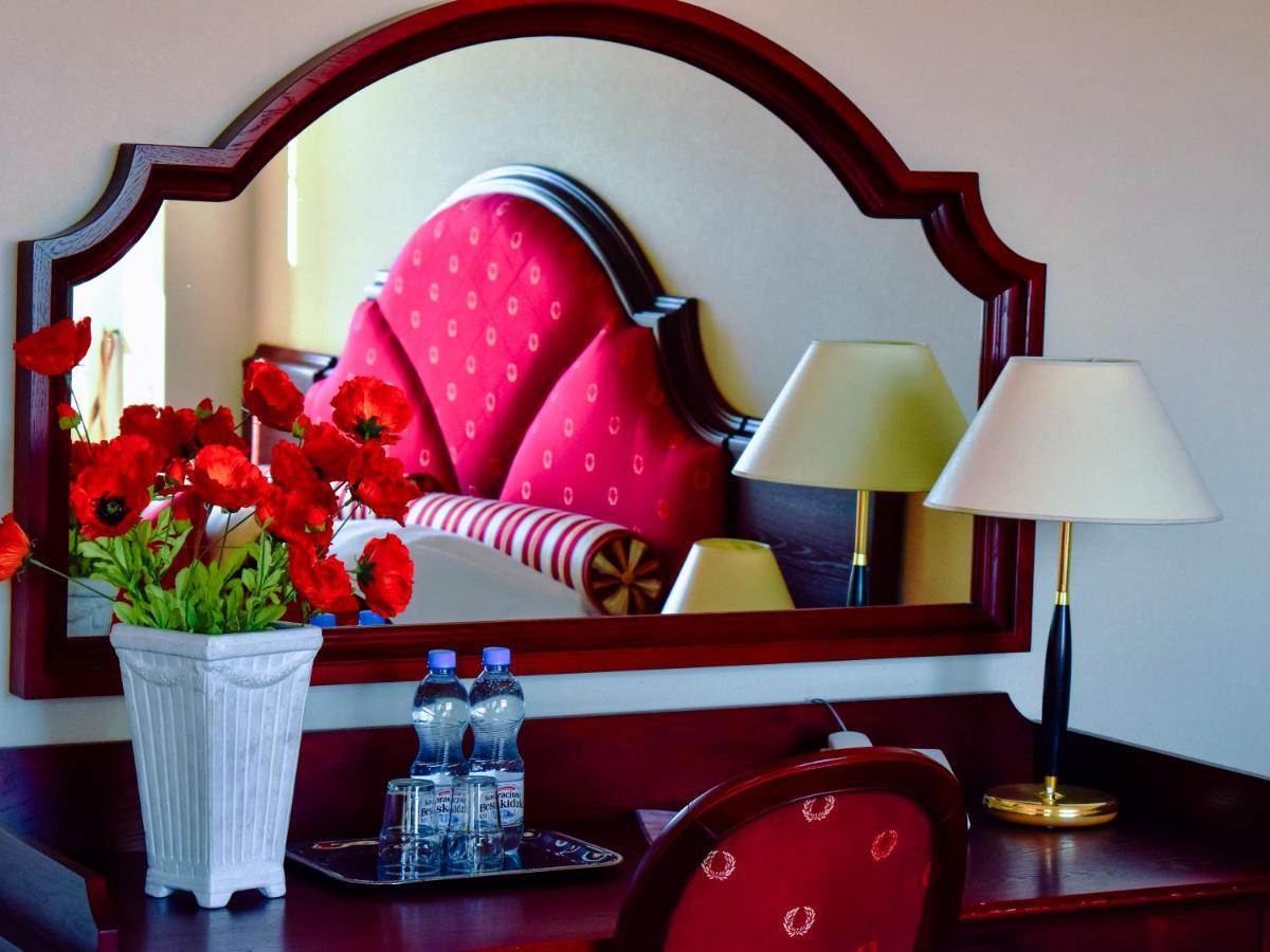 Hotel Zamek Krolewski W Rydzynie Rydzyna Ngoại thất bức ảnh