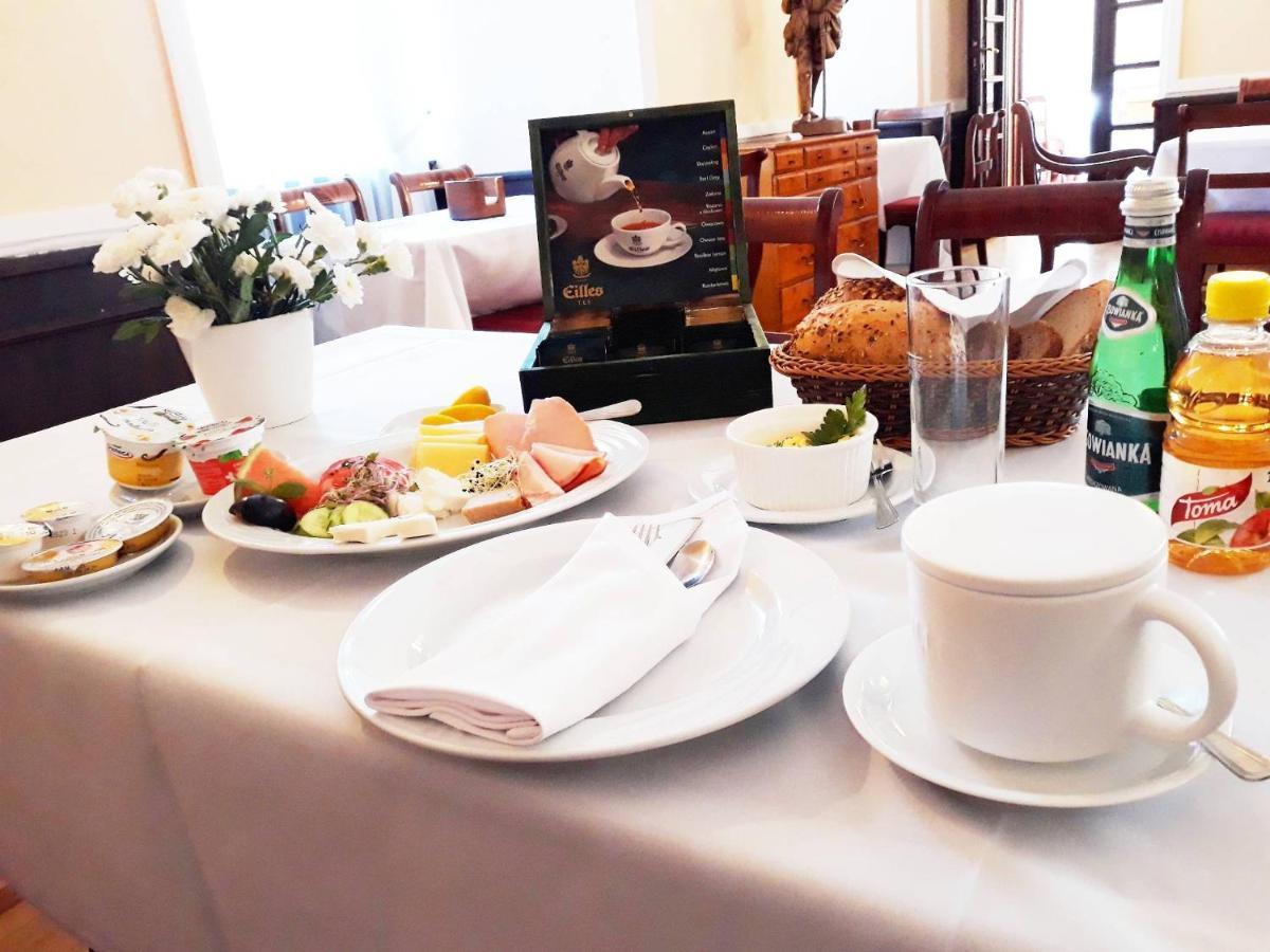 Hotel Zamek Krolewski W Rydzynie Rydzyna Ngoại thất bức ảnh